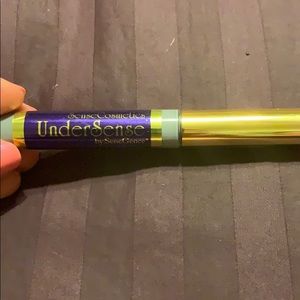 Senegence lash builder